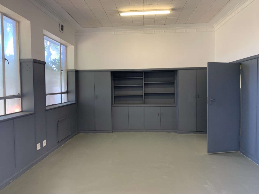 To Let commercial Property for Rent in Elsies River Western Cape